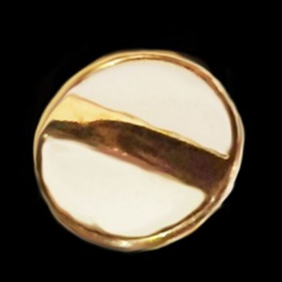 WHITE /GOLD GLASS AVON BUTTON EARRINGS-CLIP BACK - Picture 1 of 3
